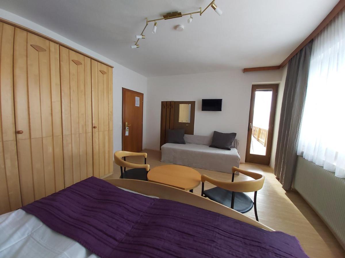 B&B Pension Karlsdorfer Hof Зебоден Екстер'єр фото