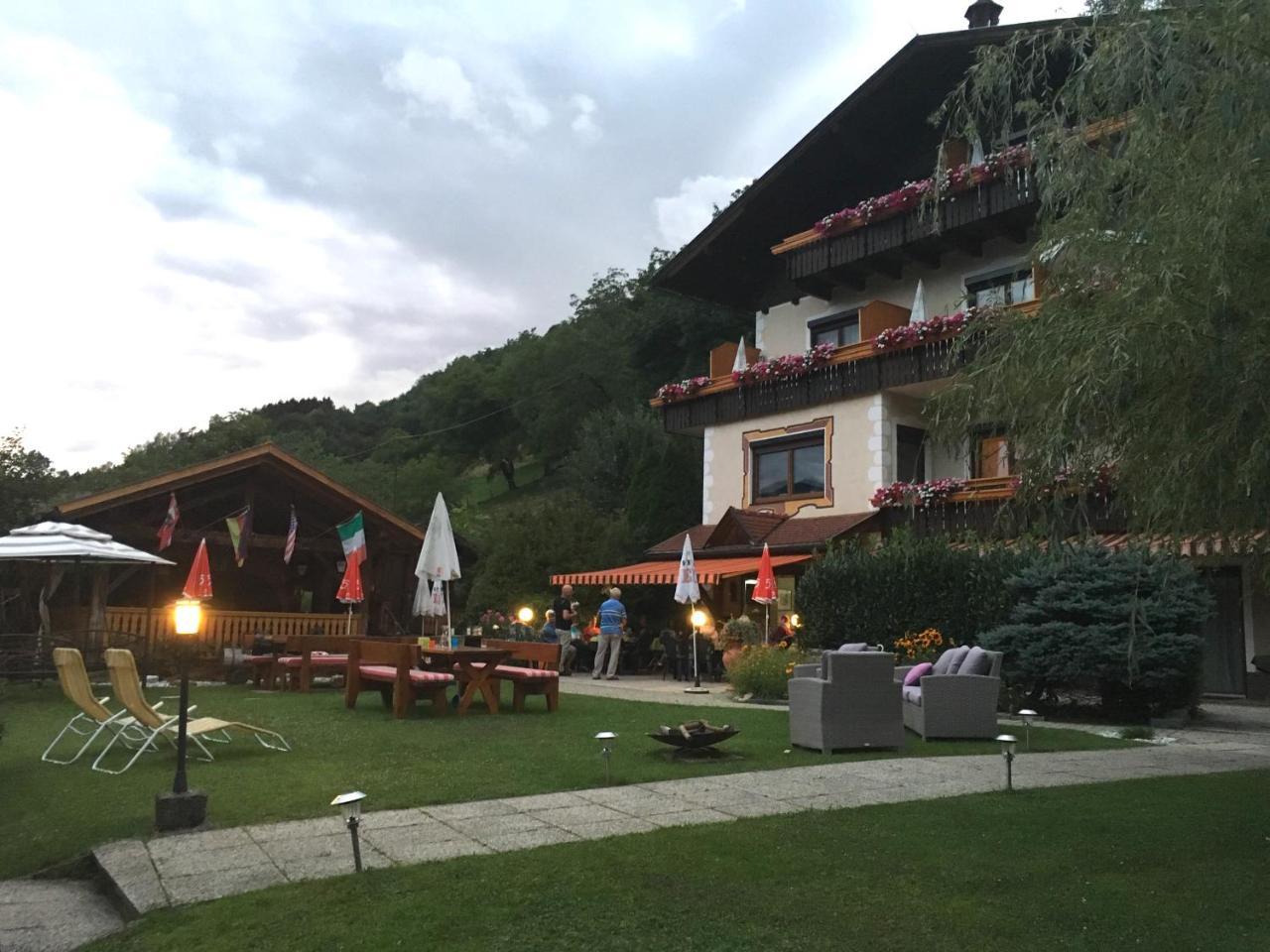B&B Pension Karlsdorfer Hof Зебоден Екстер'єр фото