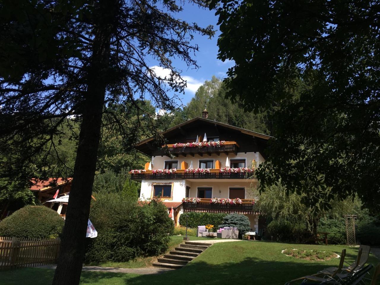 B&B Pension Karlsdorfer Hof Зебоден Екстер'єр фото